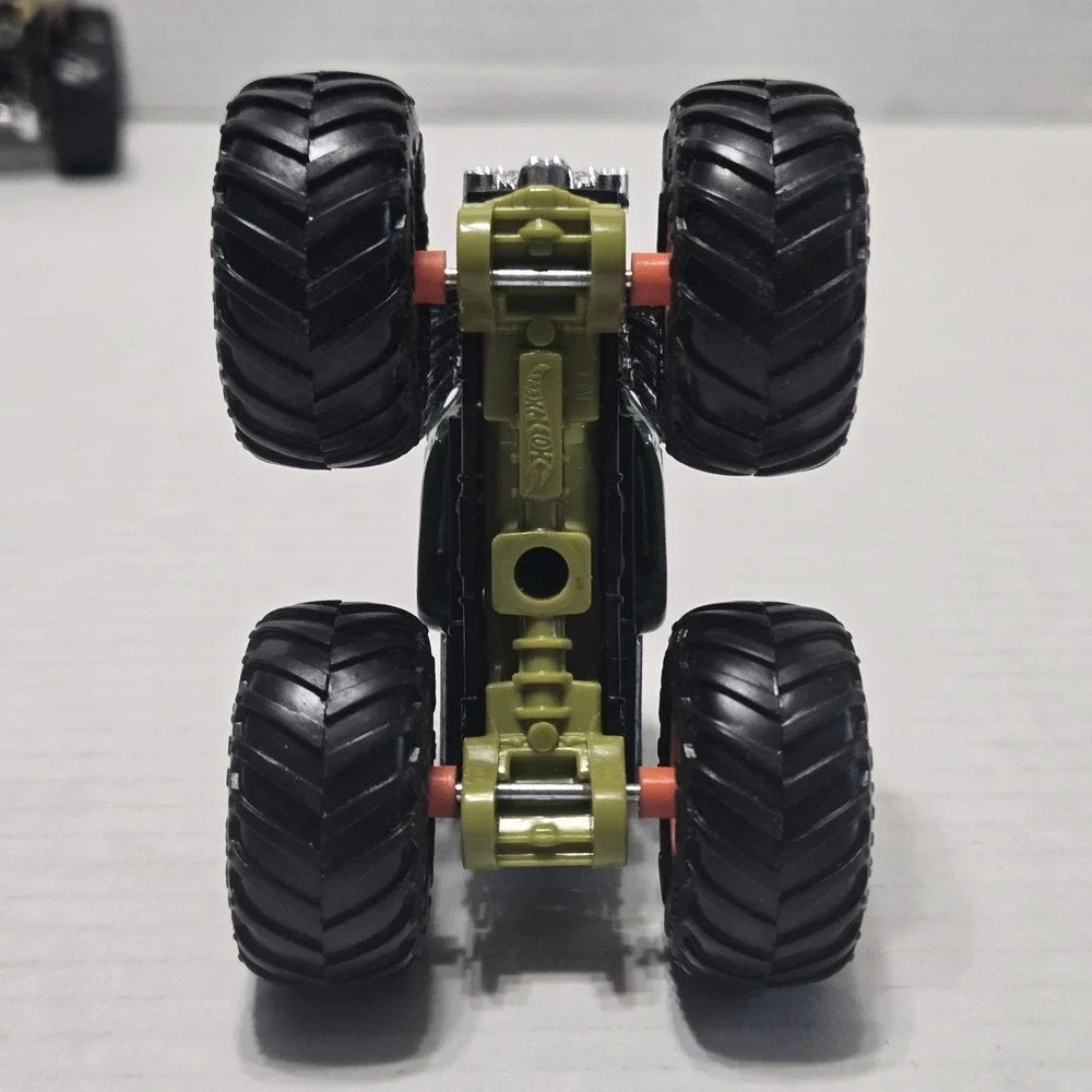 Hot Wheels Monster Jam Truck Lot Of 7 1:64 Metal Mulisha Scorpedo Storm Used